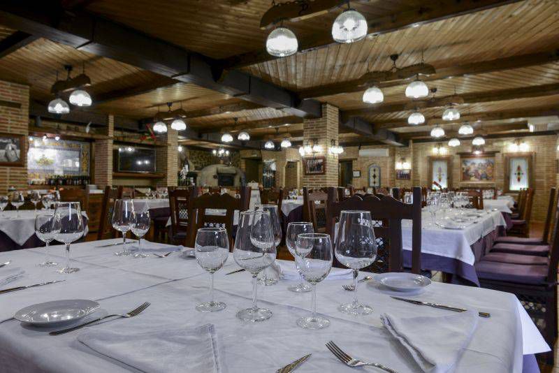 Restaurante Asador Parrilla El Duque - Arganda del Rey - Madrid - Salón Asador.En este salón se sirve el Menú del Día